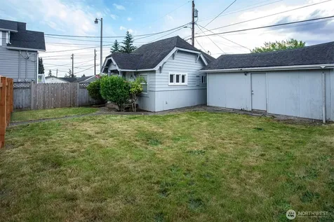 2220 Summit Avenue Everett WA 98201