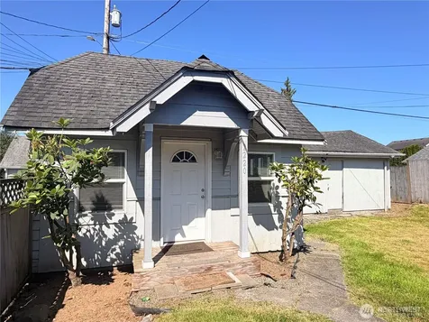 2220 Summit Avenue Everett WA 98201
