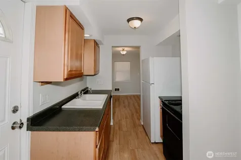 2220 Summit Avenue Everett WA 98201