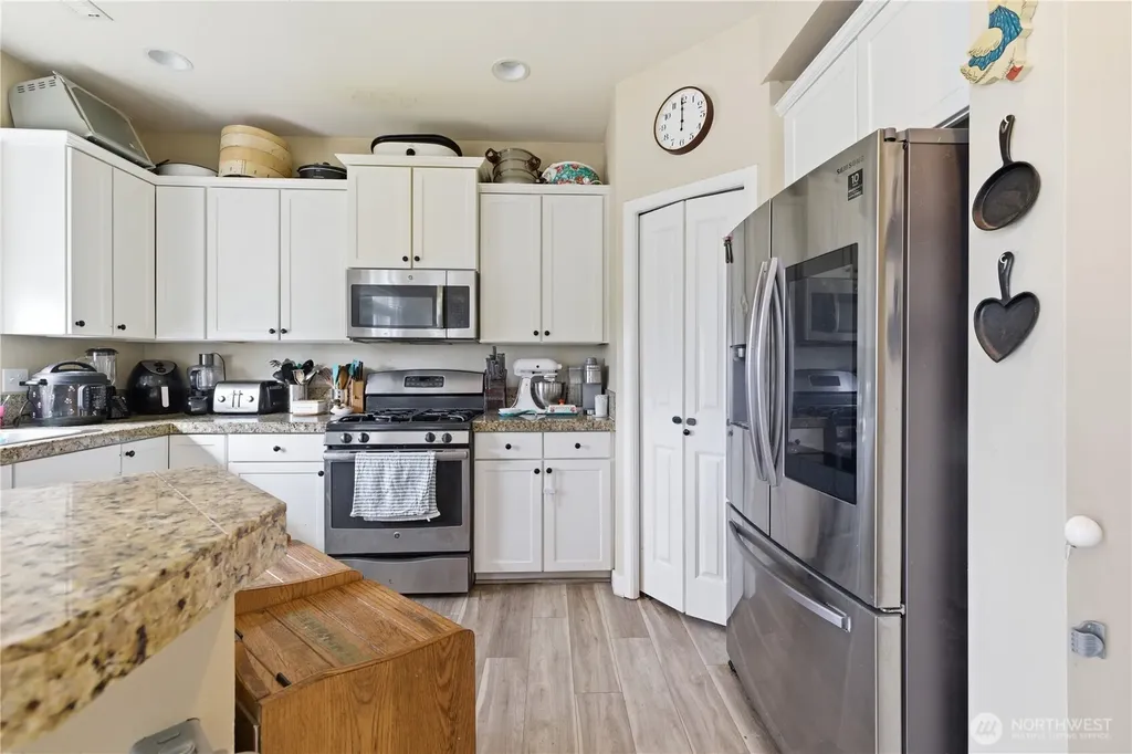 15514 79th Avenue E Puyallup WA 98375