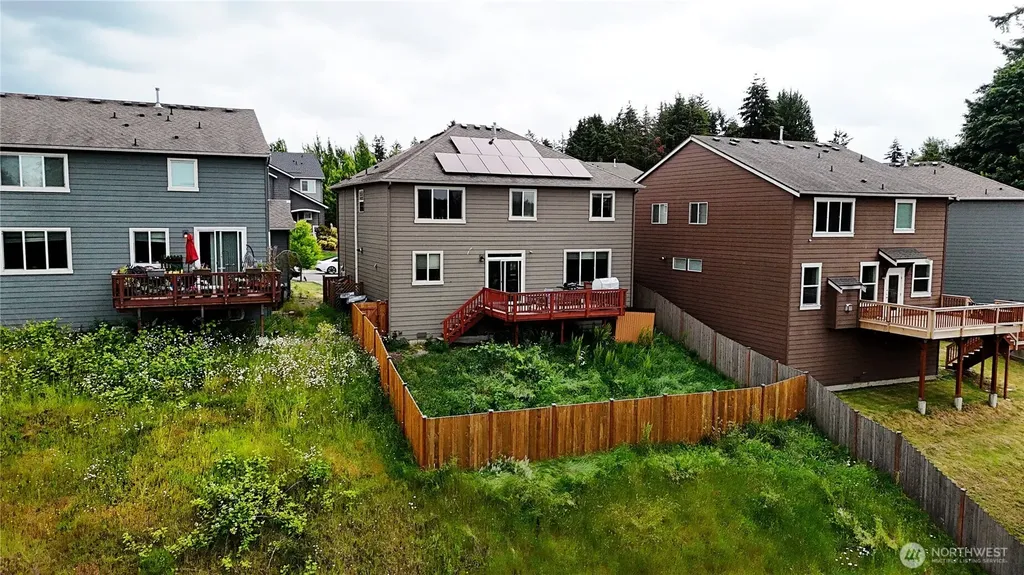 15514 79th Avenue E Puyallup WA 98375