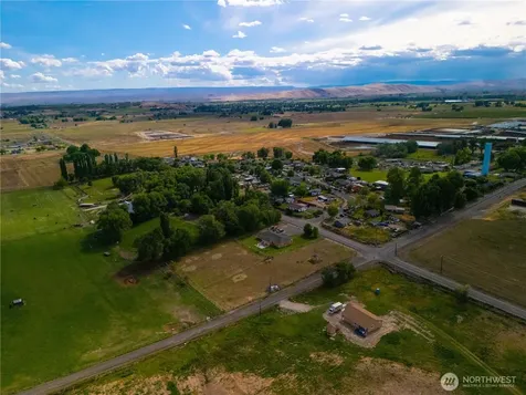 1811 Beam Road Granger WA 98932