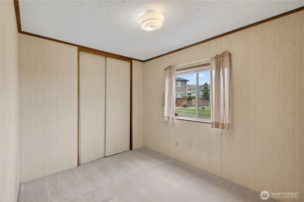 898 Hunter Avenue SW Quincy WA 98848