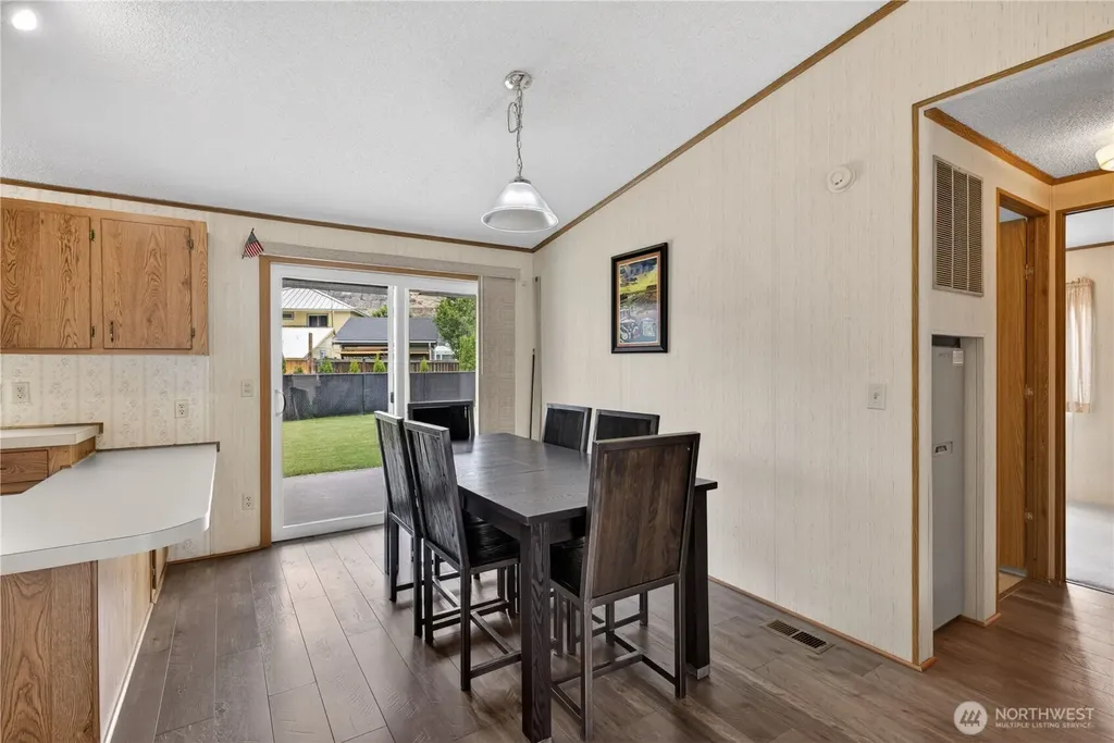 898 Hunter Avenue SW Quincy WA 98848