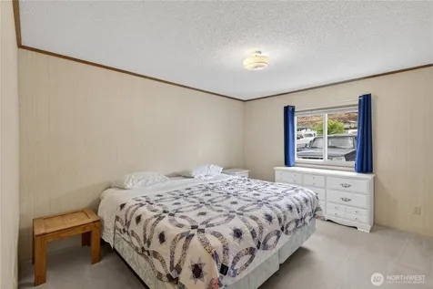 898 Hunter Avenue SW Quincy WA 98848