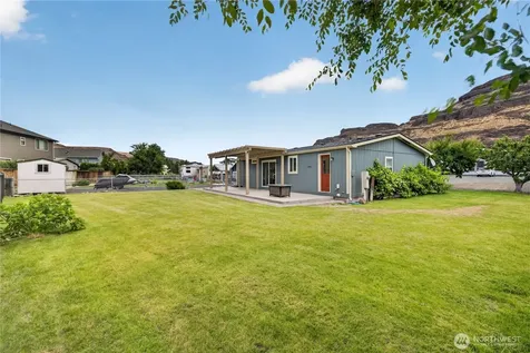 898 Hunter Avenue SW Quincy WA 98848