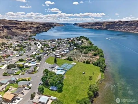 898 Hunter Avenue SW Quincy WA 98848