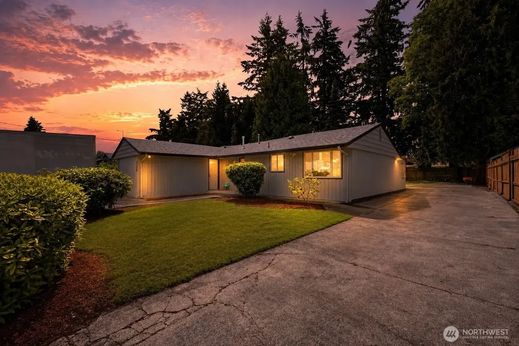 408 26th Street SE Auburn WA 98002