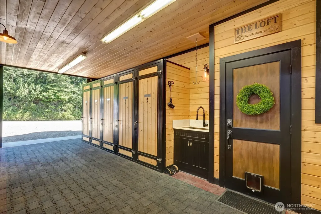 14140 184th Avenue NE Woodinville WA 98072
