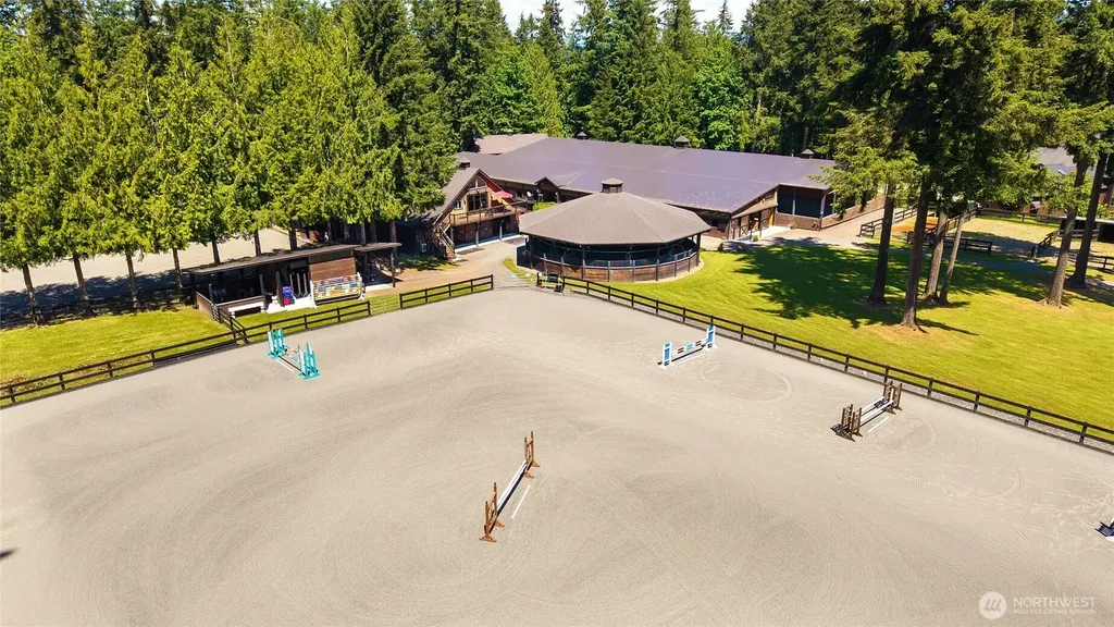 14140 184th Avenue NE Woodinville WA 98072