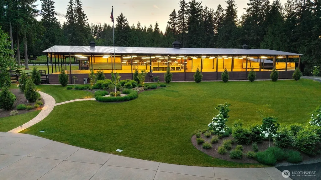 14140 184th Avenue NE Woodinville WA 98072