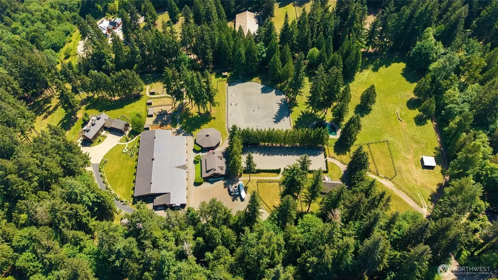 14140 184th Avenue NE Woodinville WA 98072