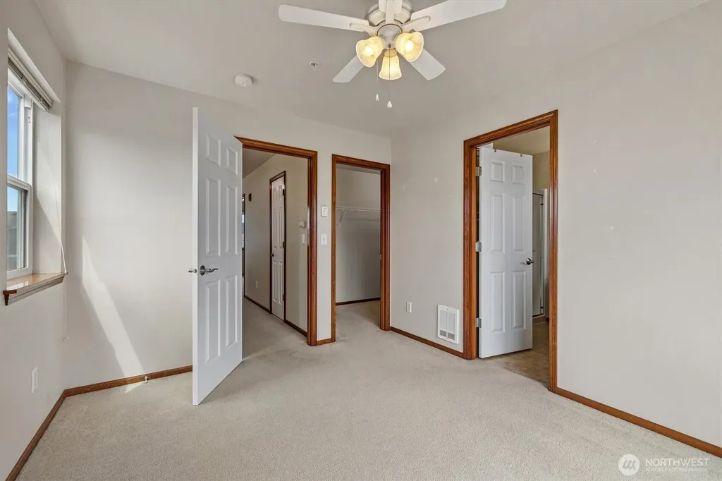 527 Neff Circle Burlington WA 98233