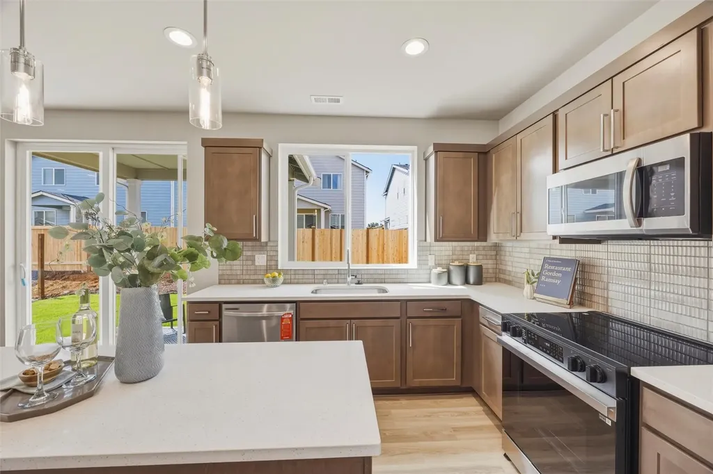 4523 Cirque (Lot 122) Street Blaine WA 98230