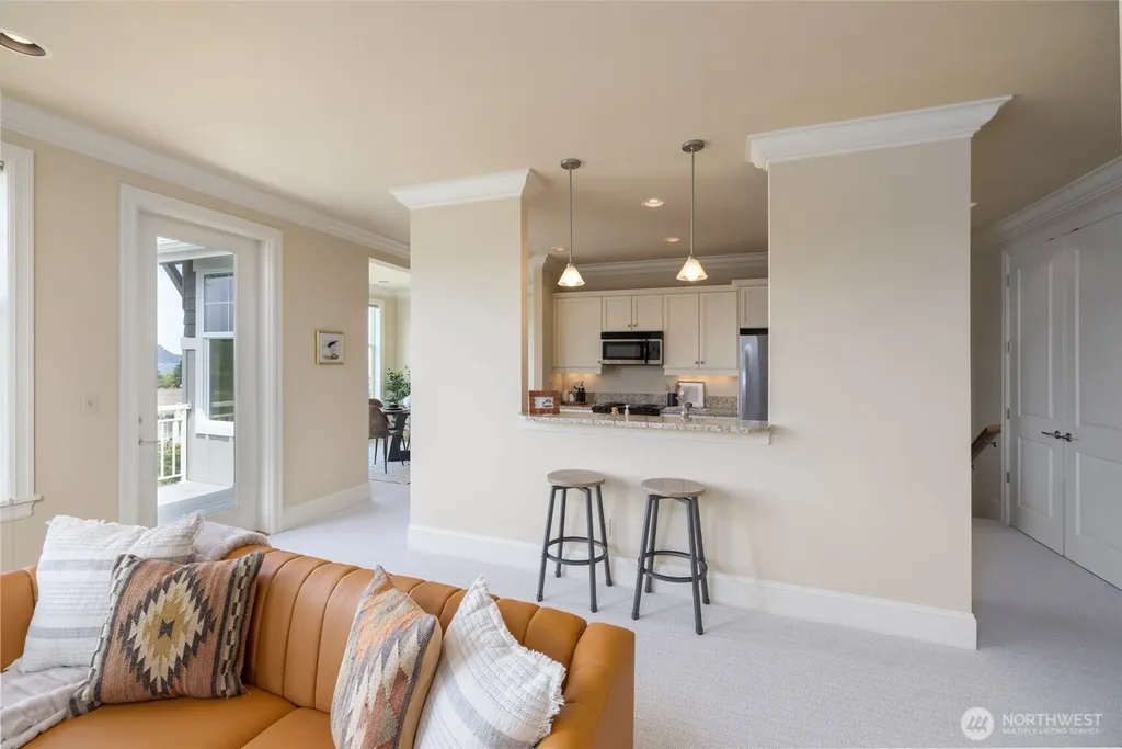 4903 Portalis Way Anacortes WA 98221