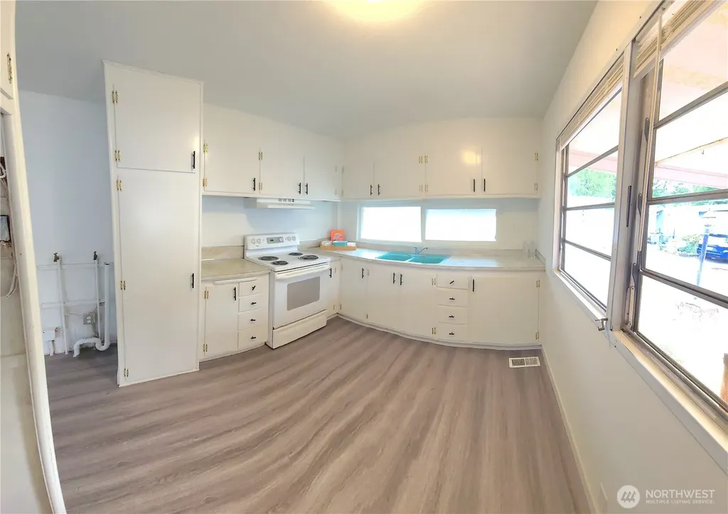 4024 NW Country Lane NW Bremerton WA 98312