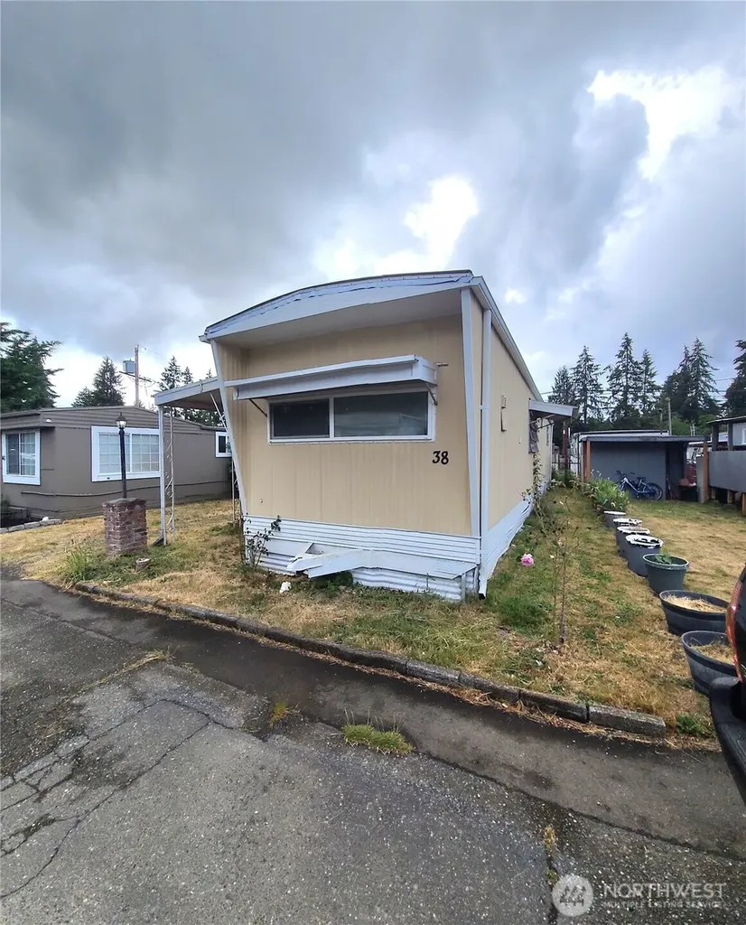 4024 NW Country Lane NW Bremerton WA 98312