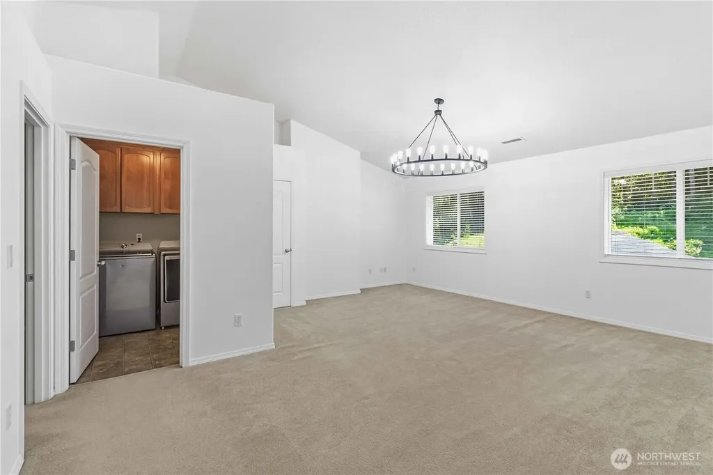 208 Salmonberry Lane Longview WA 98632