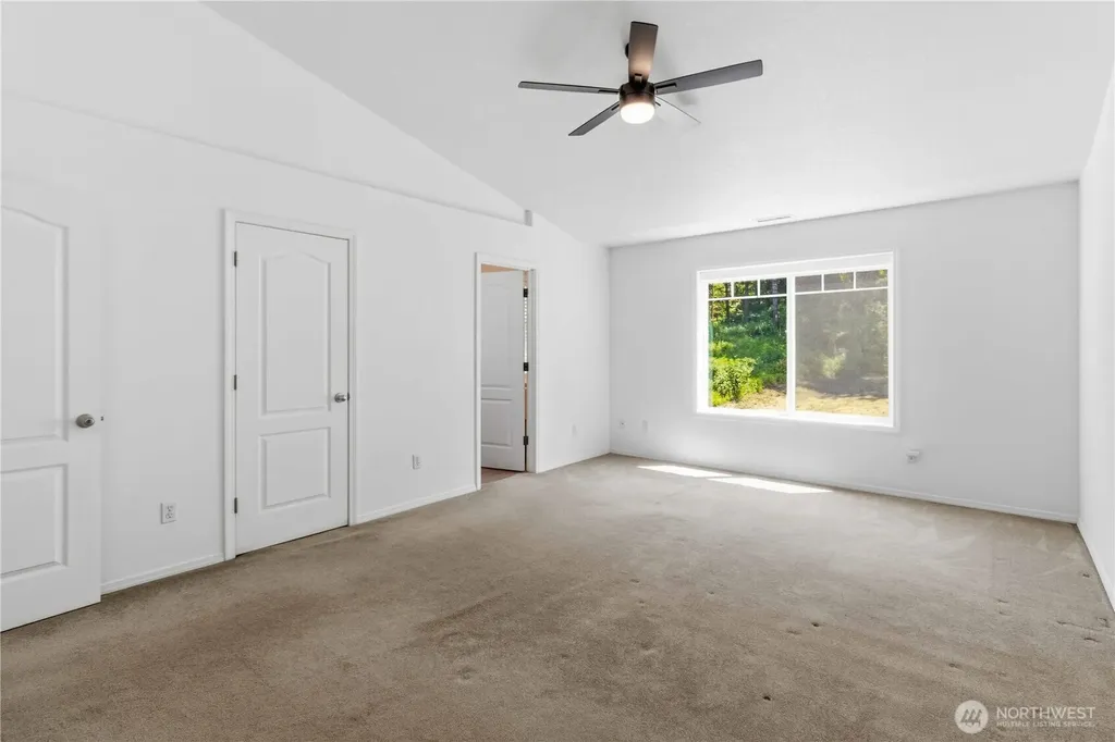 208 Salmonberry Lane Longview WA 98632