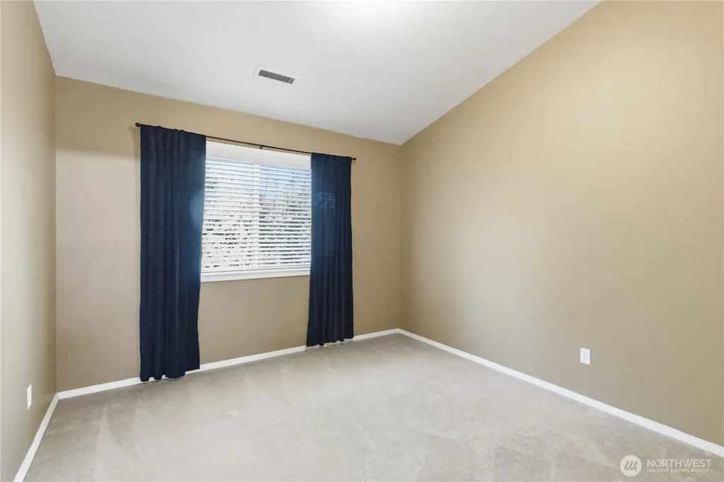 208 Salmonberry Lane Longview WA 98632