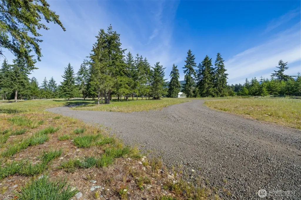 405 Riverside Road Sequim WA 98382