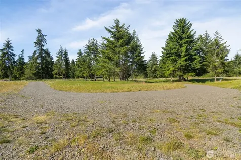 405 Riverside Road Sequim WA 98382