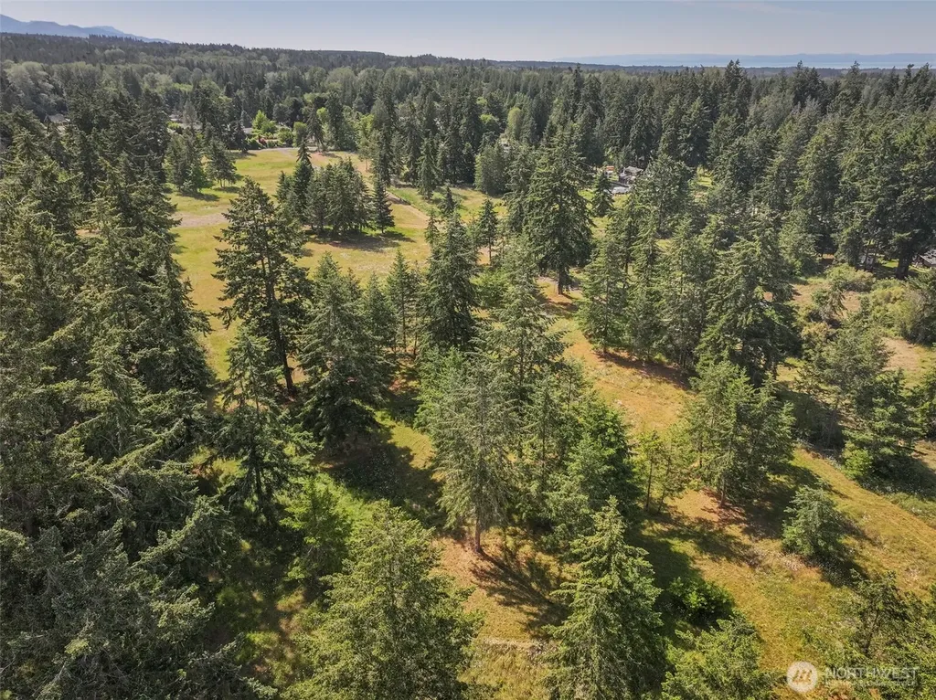 405 Riverside Road Sequim WA 98382