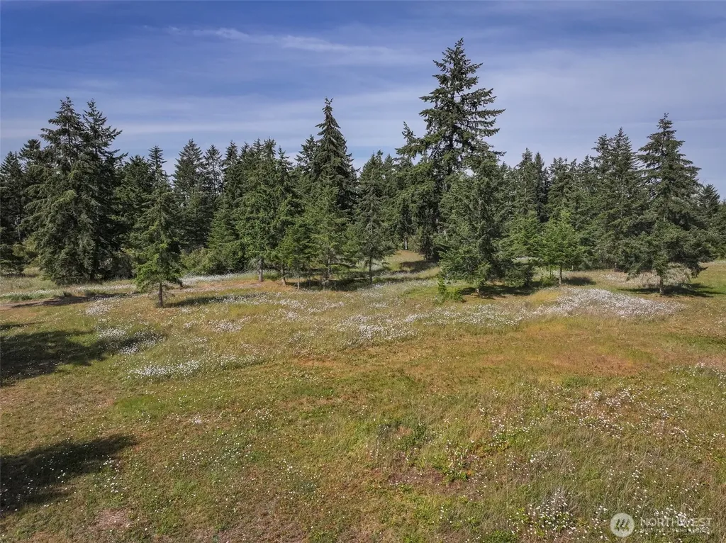 405 Riverside Road Sequim WA 98382