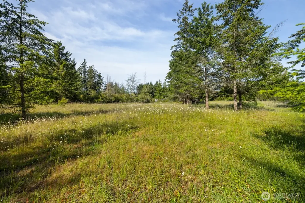 405 Riverside Road Sequim WA 98382