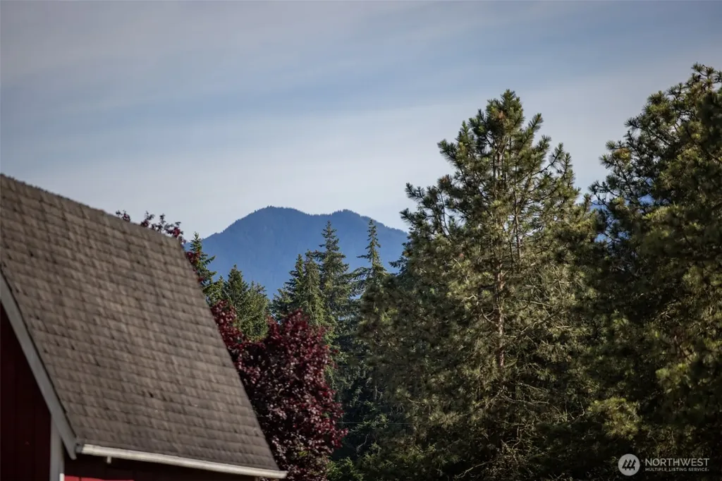 405 Riverside Road Sequim WA 98382