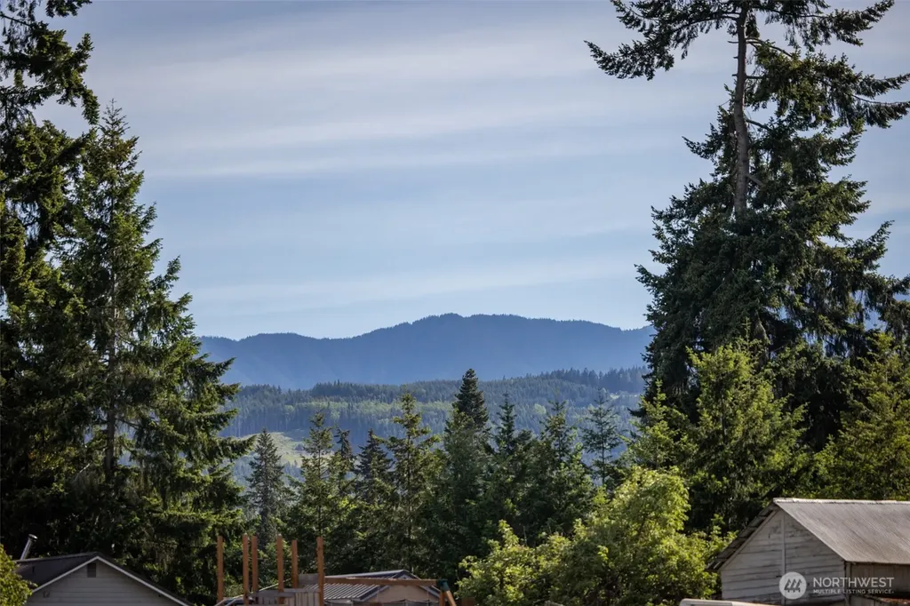 405 Riverside Road Sequim WA 98382