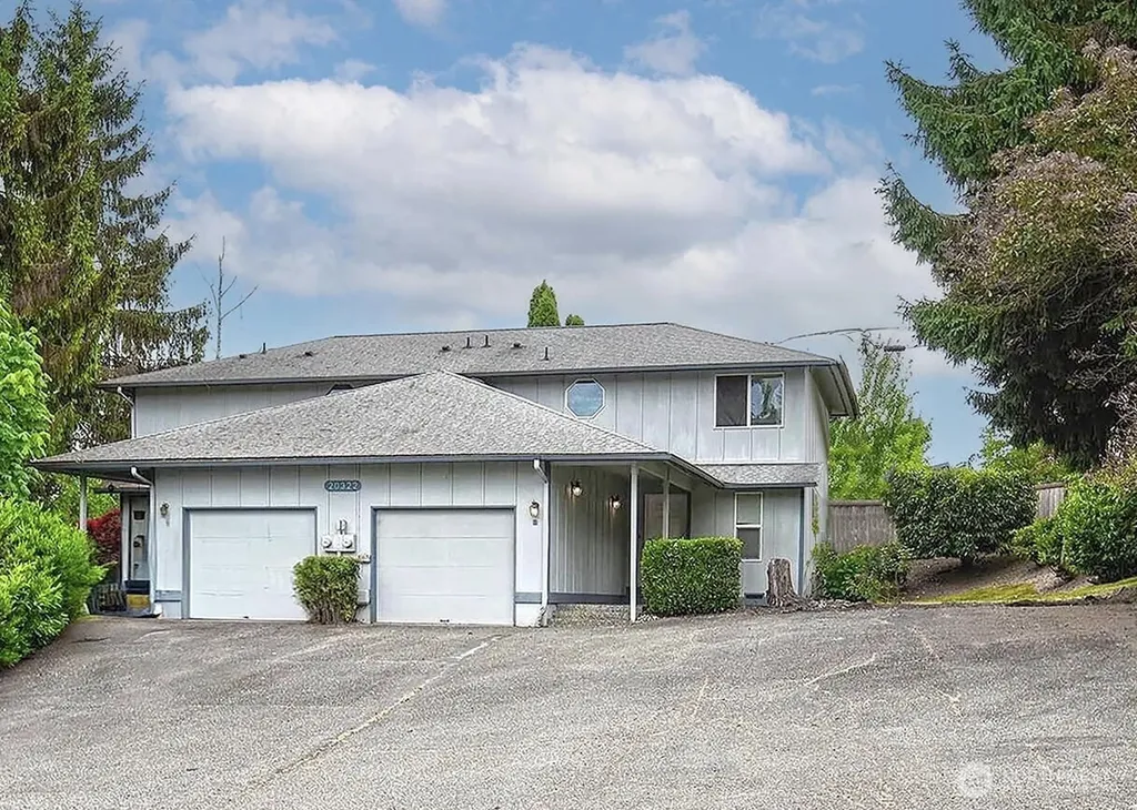 20322 33rd Avenue W Lynnwood WA 98036