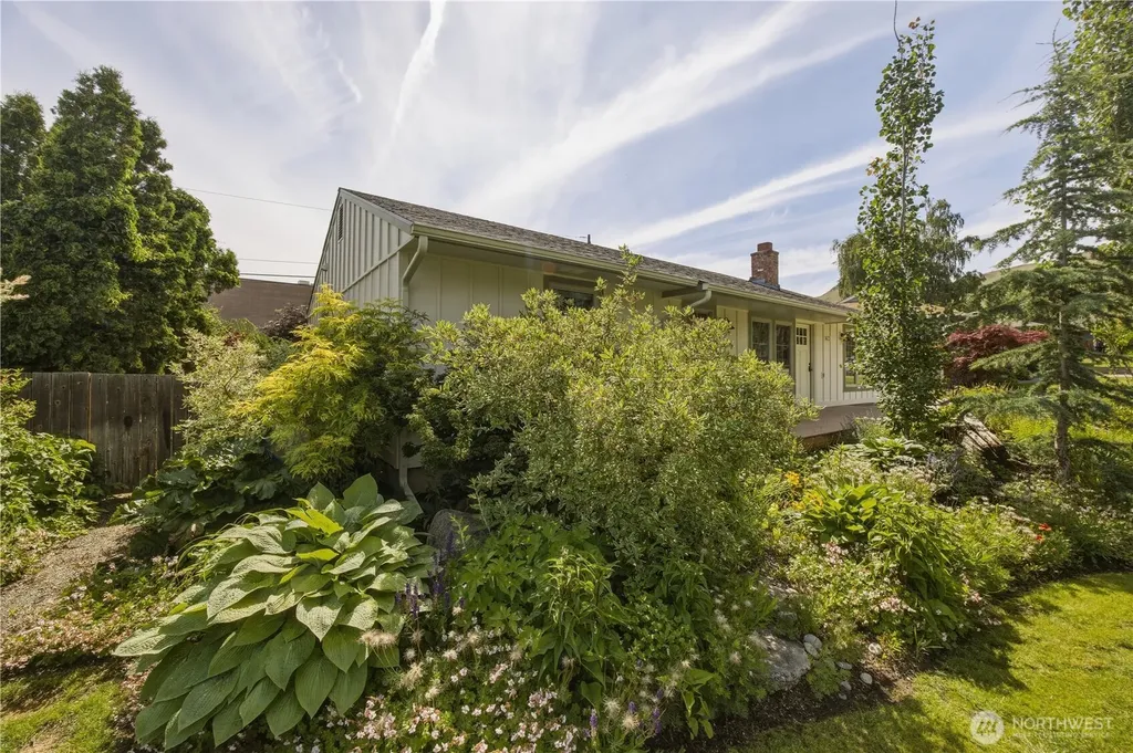 1423 Seneca Street Wenatchee WA 98801