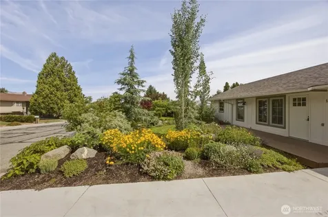 1423 Seneca Street Wenatchee WA 98801