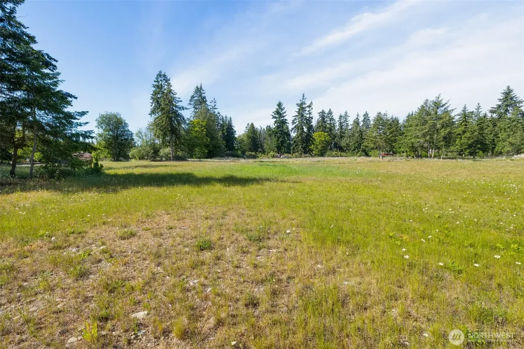 405 Riverside Road Sequim WA 98382