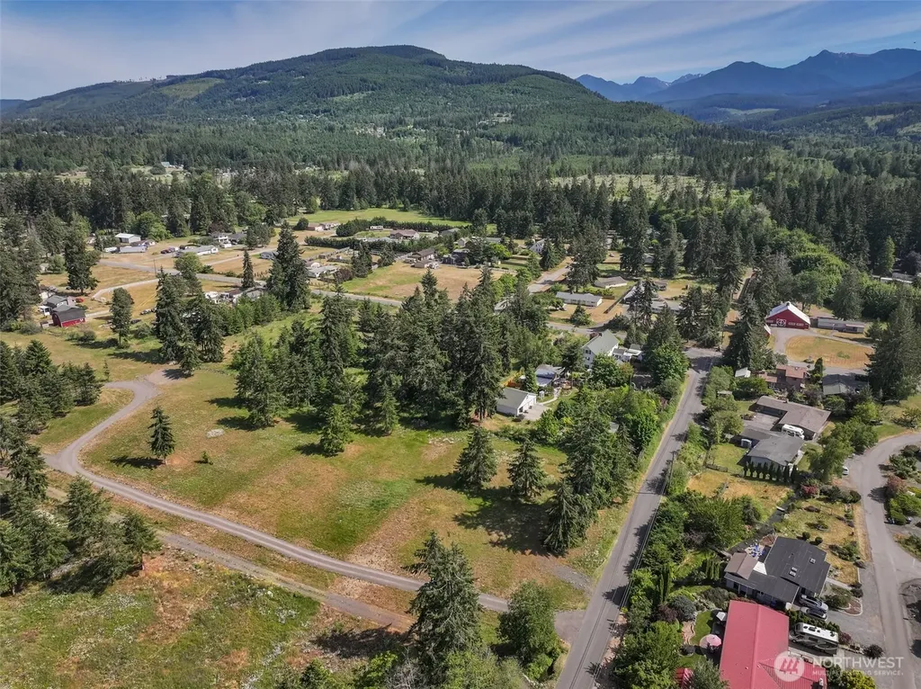 405 Riverside Road Sequim WA 98382