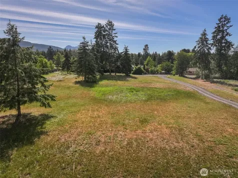 405 Riverside Road Sequim WA 98382