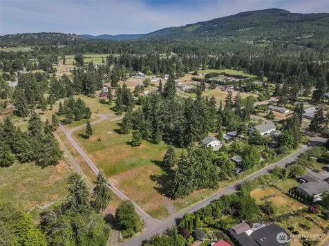 405 Riverside Road Sequim WA 98382