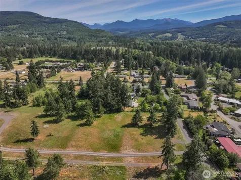 405 Riverside Road Sequim WA 98382