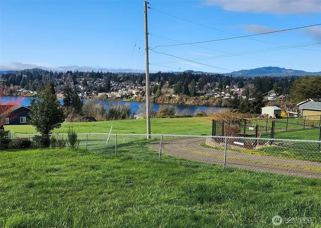 3023 Pawnee Drive Bremerton WA 98310
