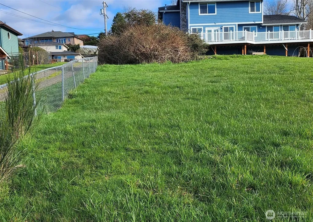 3023 Pawnee Drive Bremerton WA 98310