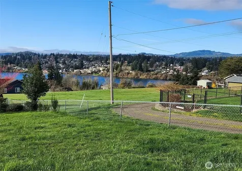 3023 Pawnee Drive Bremerton WA 98310