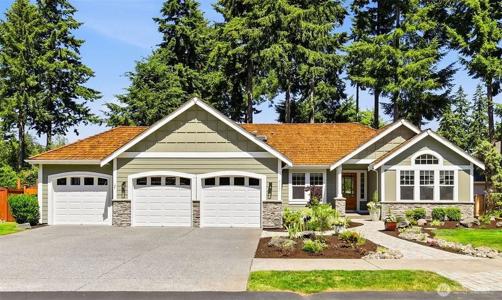 4111 NW 19th Avenue Gig Harbor WA 98335