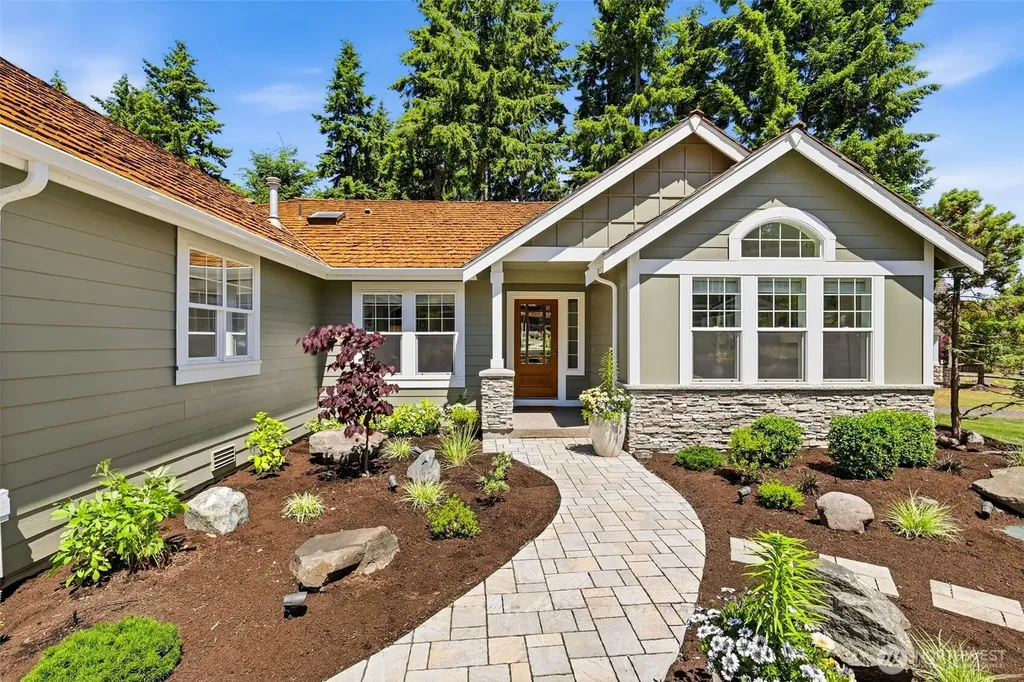 4111 NW 19th Avenue Gig Harbor WA 98335