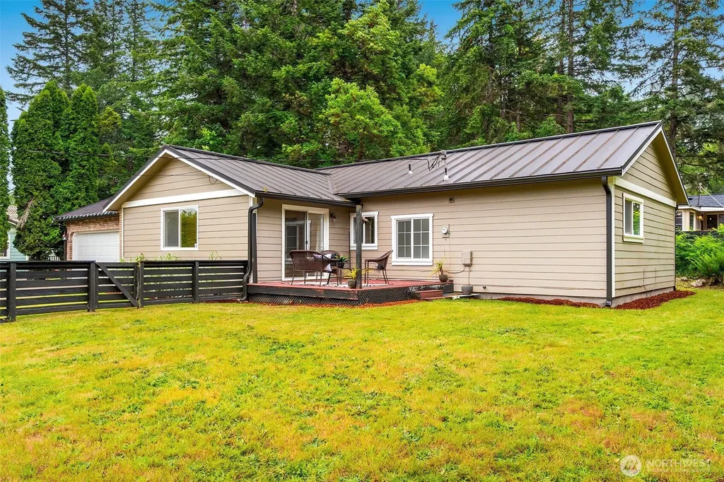 2927 33rd Lane NW Olympia WA 98502