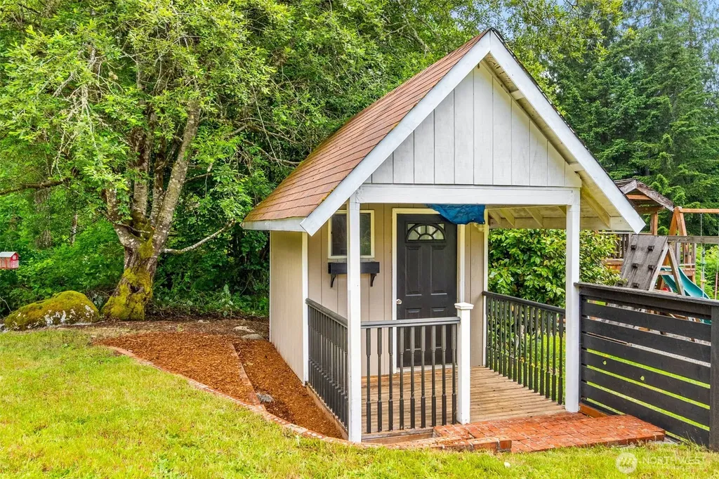 2927 33rd Lane NW Olympia WA 98502