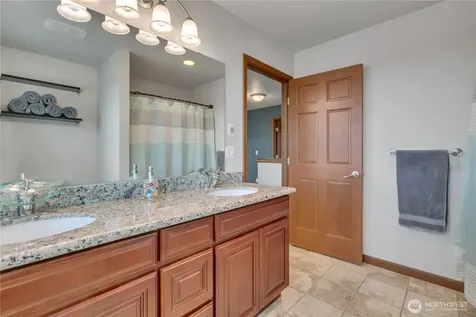 10908 177th Avenue Ct E Bonney Lake WA 98391