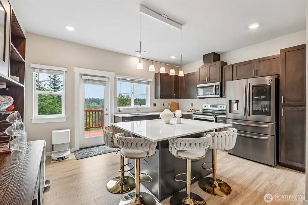 1621 Seattle Hill Road Bothell WA 98012