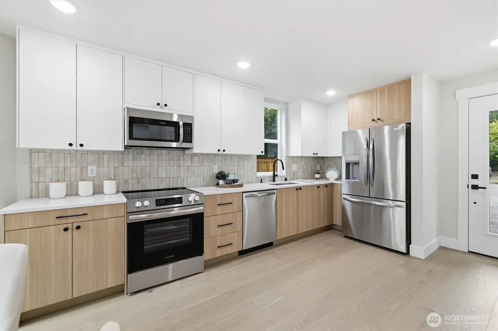 1409 29th Avenue Seattle WA 98122