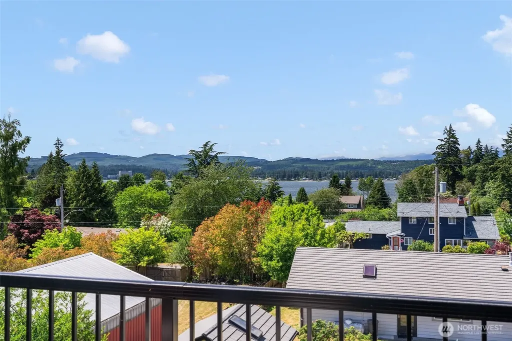 5091 May Street NW Bremerton WA 98311